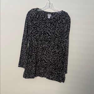 Chicos Gray and Black Animal Print Top with Pockets. Size 2 (US size 12)